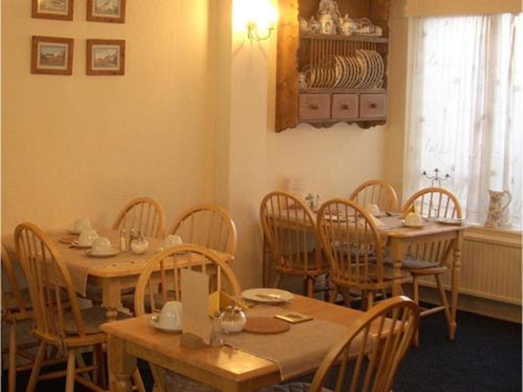 The Adelphi Bed and Breakfast Paignton Exteriör bild